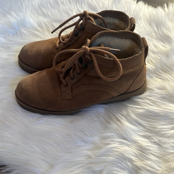 UGG Australia Women's Bethany Boot size 7.5 chestnut brown - Picture 4 of 7